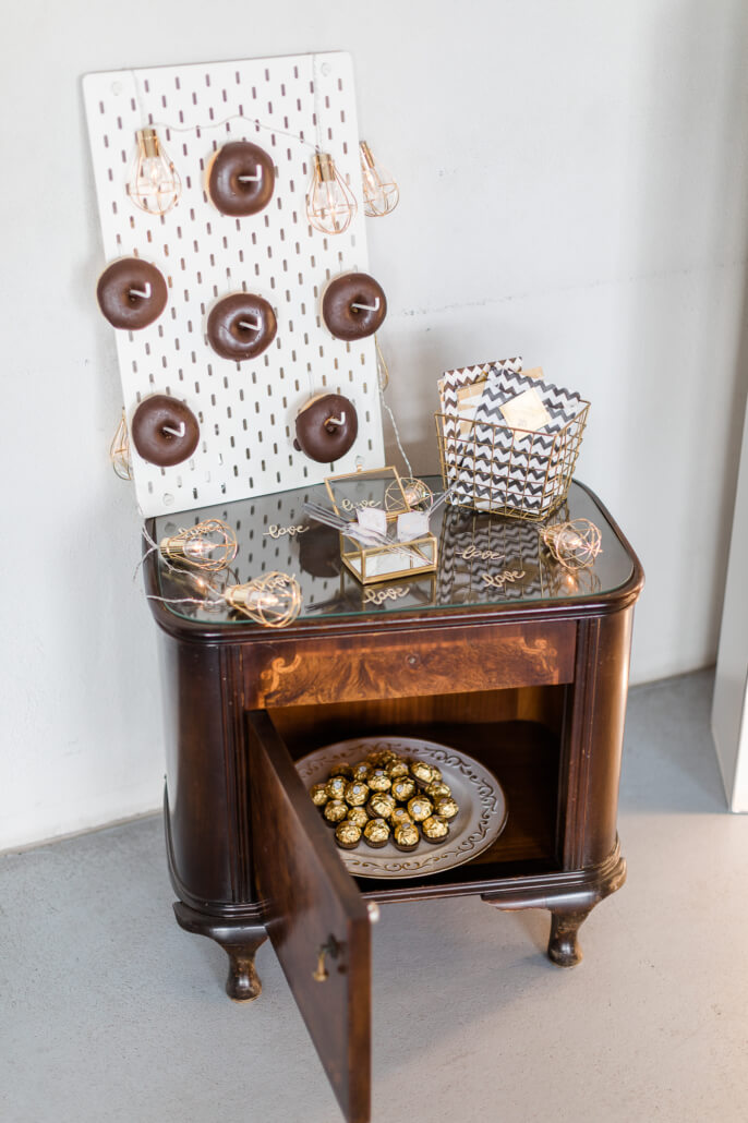 Sweet Table mit Donuts